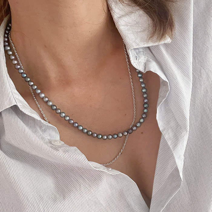 Jiyoungdorner Black Pearl Necklace